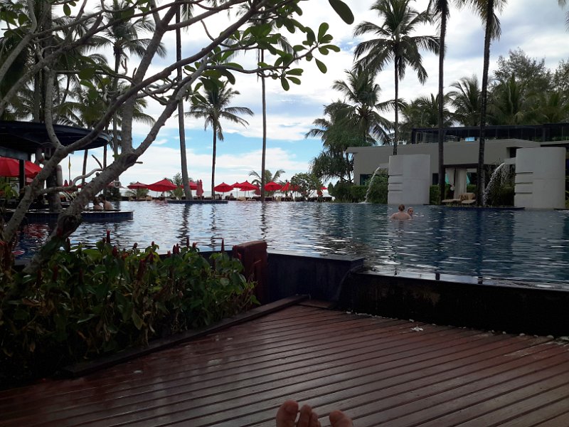 20151102_085103.jpg - pool area