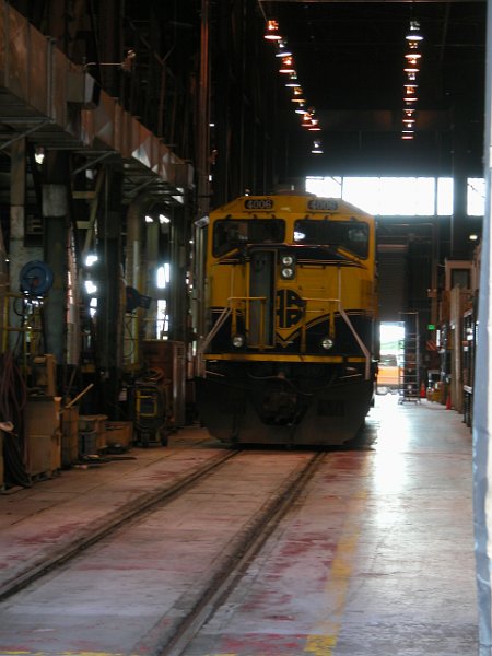 ARR4006_1.jpg - sd70mac #4006, still in service in 2013