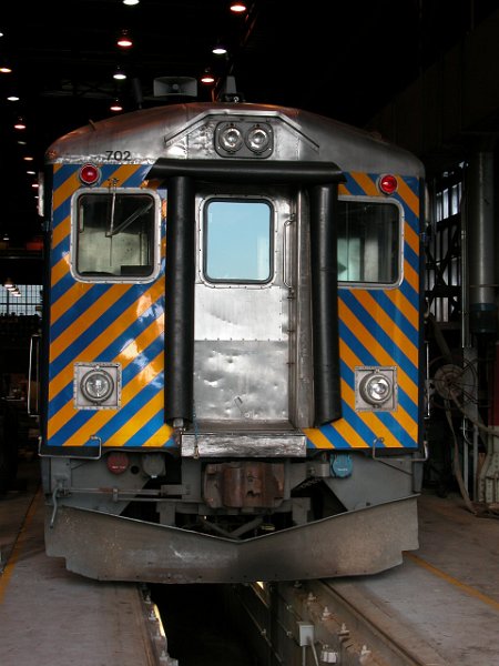 ARR702_2.jpg - budd rdc-3 in the anchorage shops