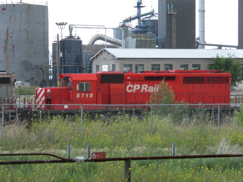 CP5718_1.jpg