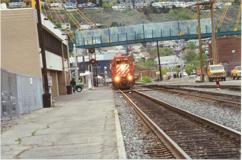 CP5946_1.jpg