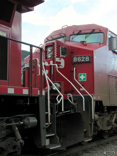 CP8628_3.jpg