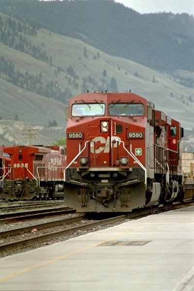 CP9580_2.jpg