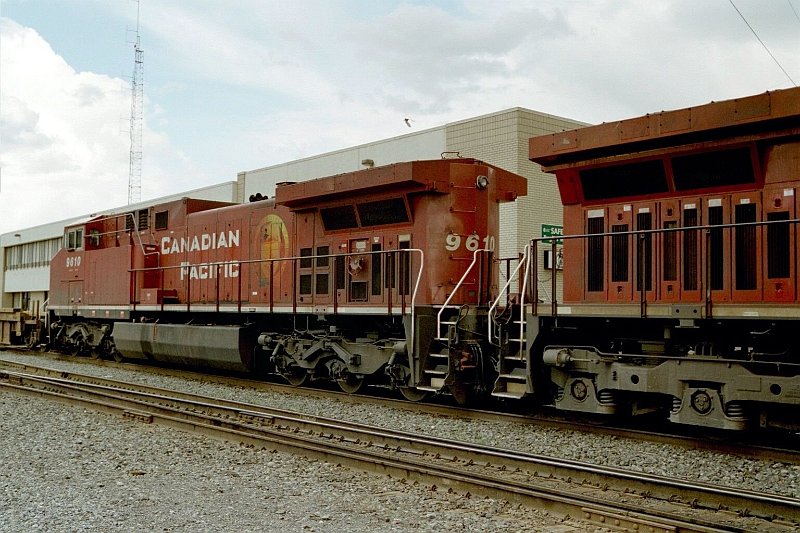 CP9610_1.jpg