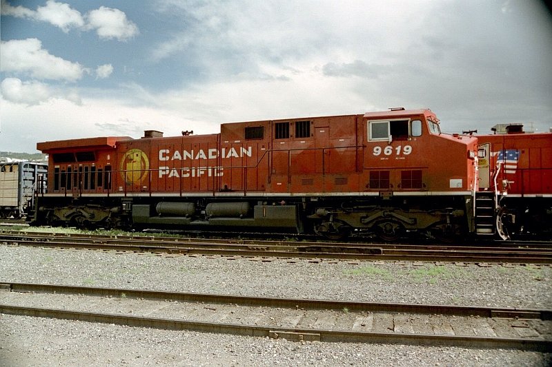 CP9619_3.jpg
