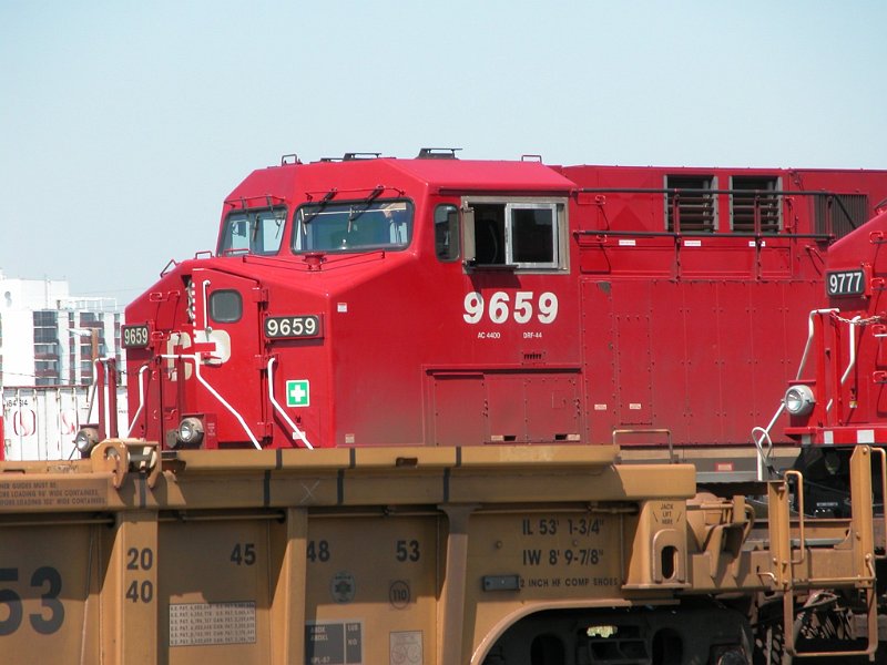 CP9659_1.jpg
