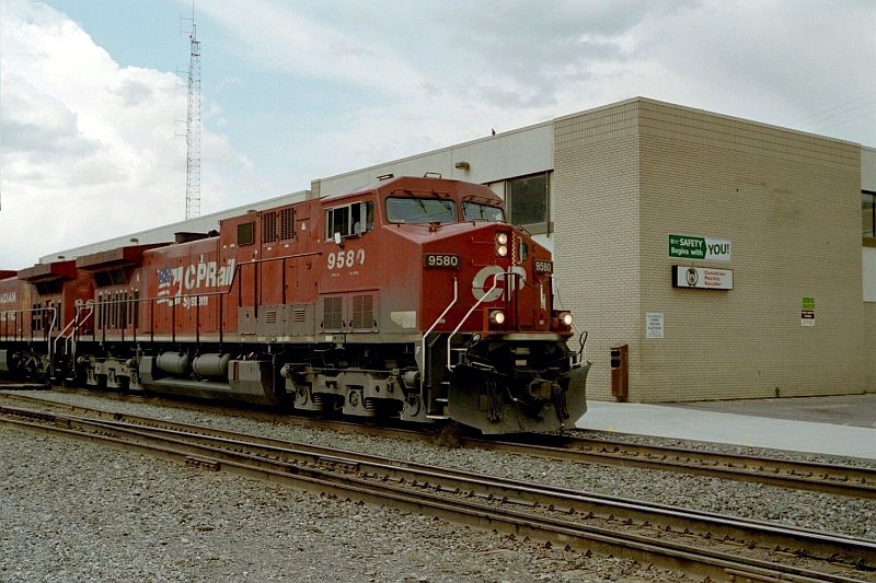 cp9580_3.jpg