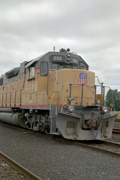 UP552_2.jpg